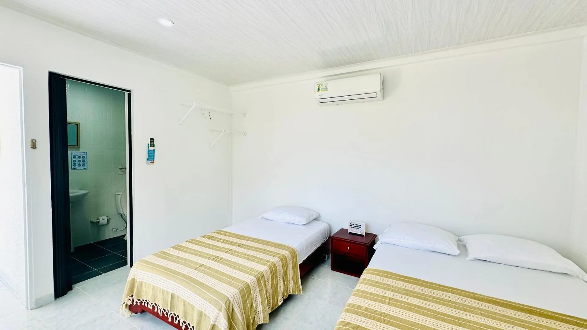 Keylee'S Lodging San Andres  Colombia